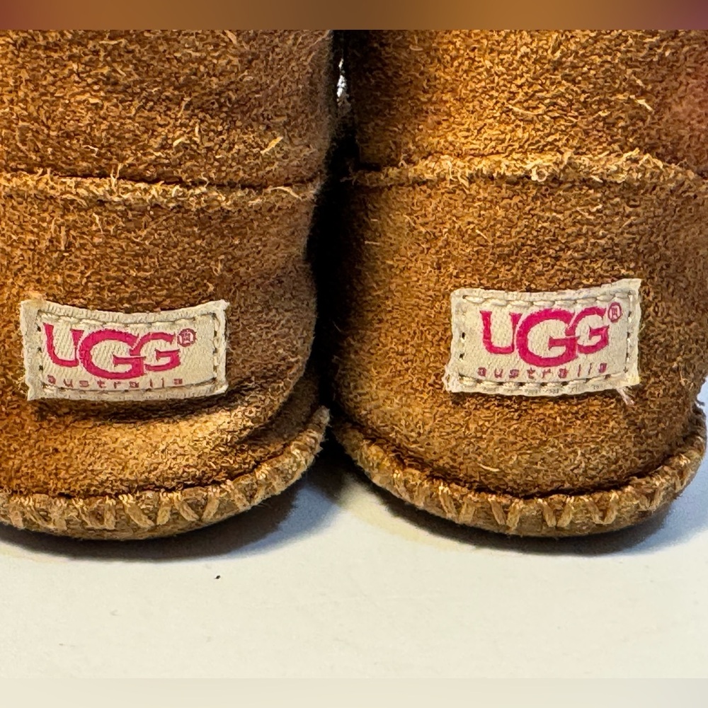 UGG Cassie Bow Boots - Toddler Kids Size 4/5 - Tan & Pink Suede Leather - Picture 2 of 12